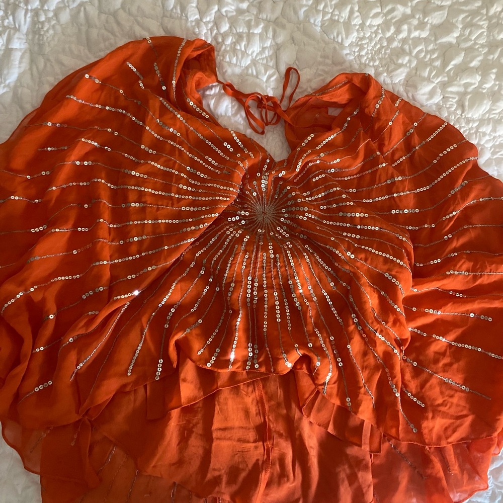 bcbgmaxazria starburst design top, butterfly style